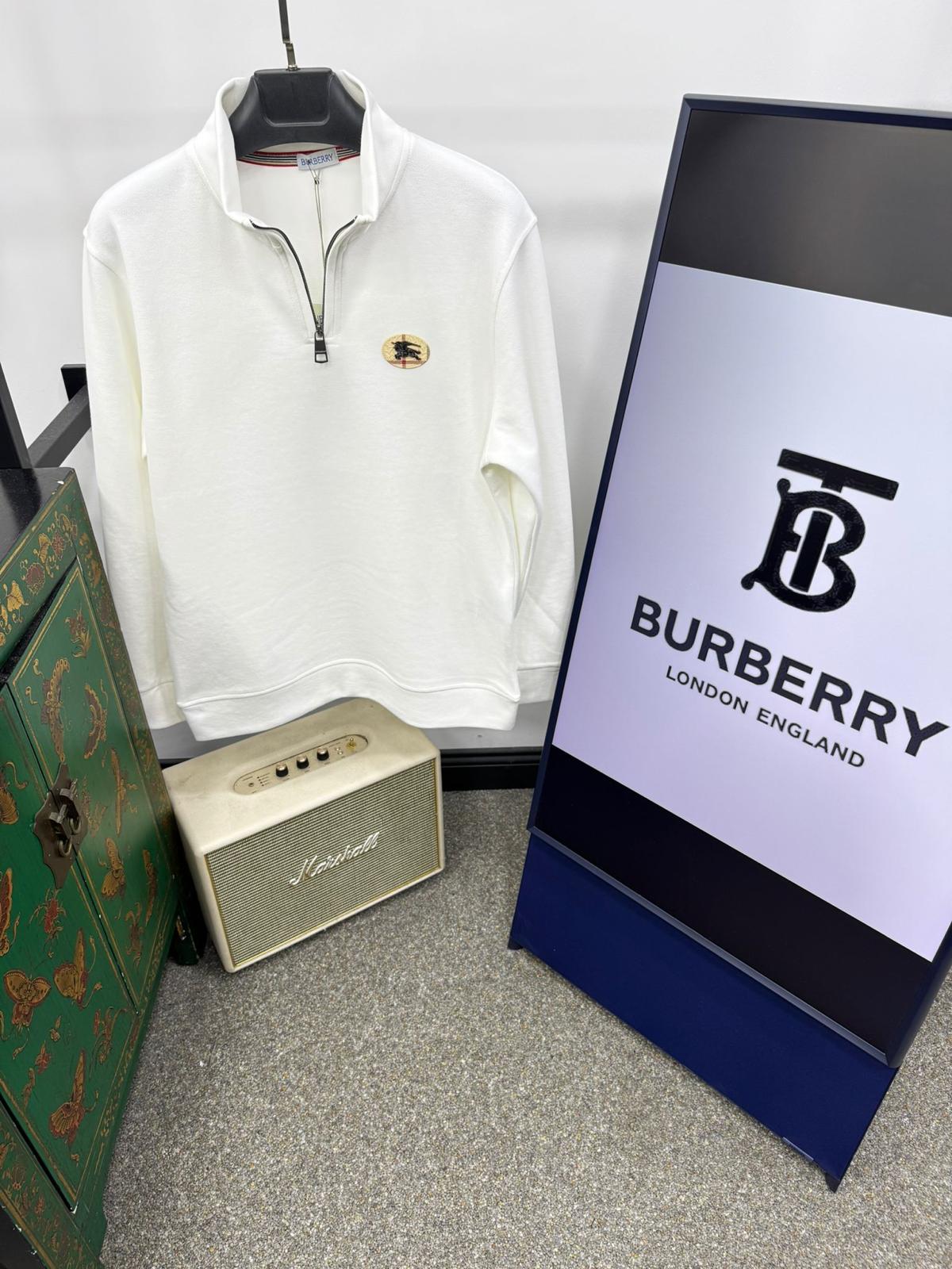 Burberry Polo Sweatshirt Made in Turkey