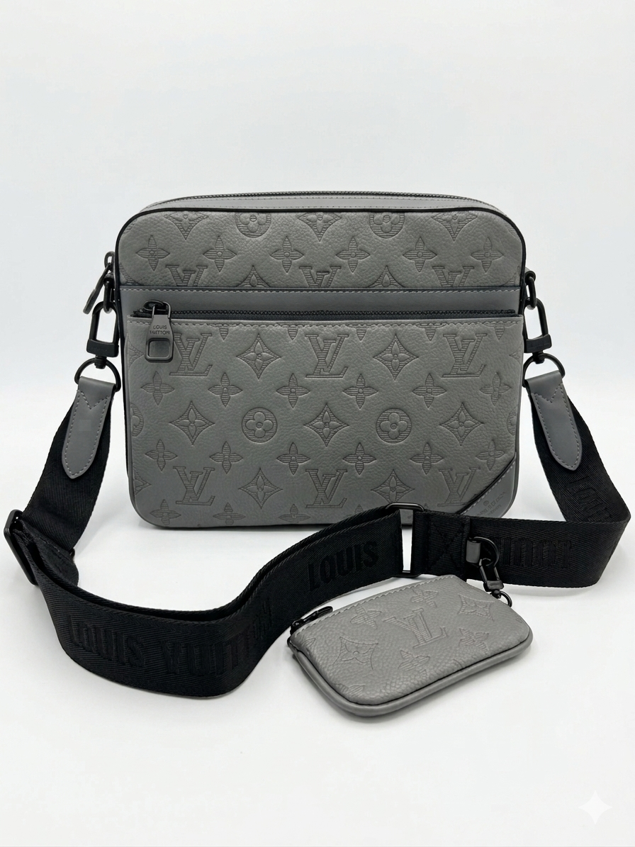 Louis Vuitton Trio Messenger Bag