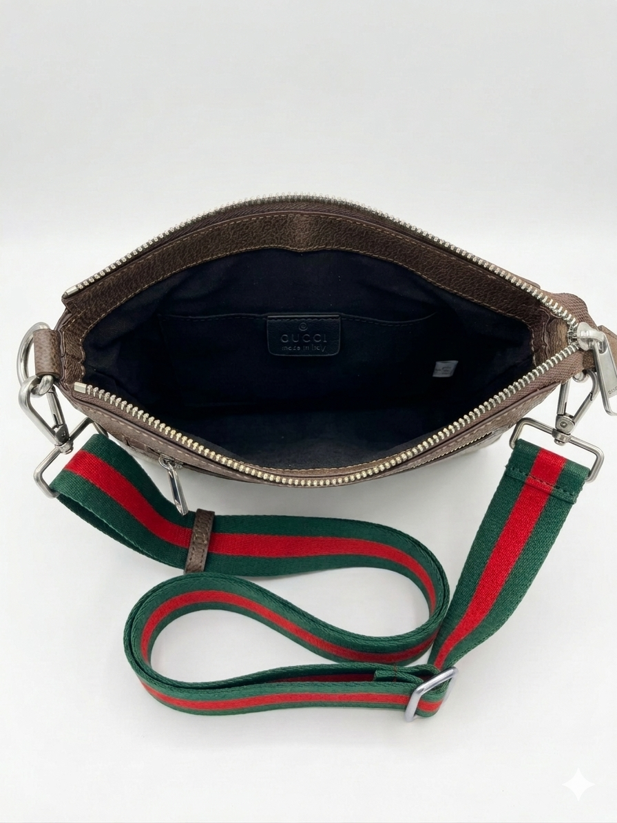 Gucci Tiger GG Supreme Messenger Bag