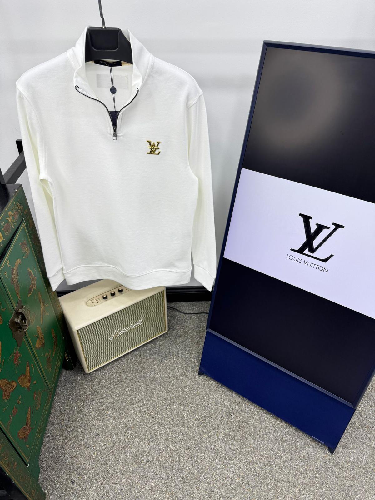 Louis Vuitton Polo Sweatshirt Made in Turkey