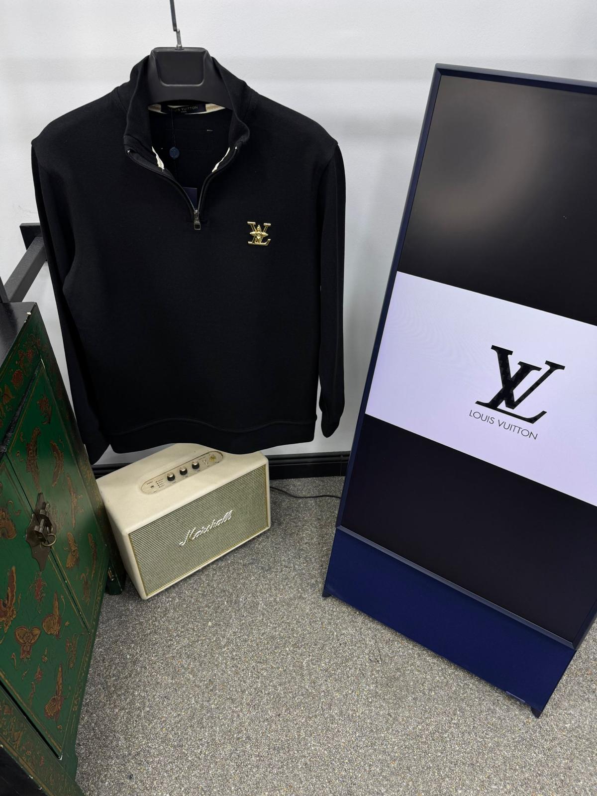 Louis Vuitton Polo Sweatshirt Made in Turkey