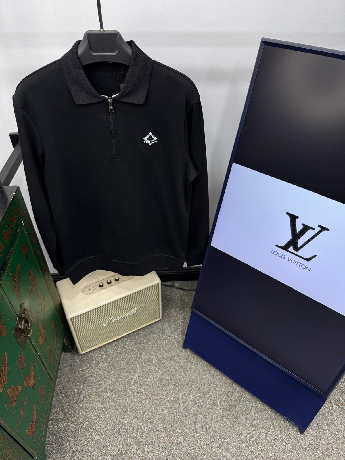 Louis Vuitton Polo Sweatshirt Made in Turkey