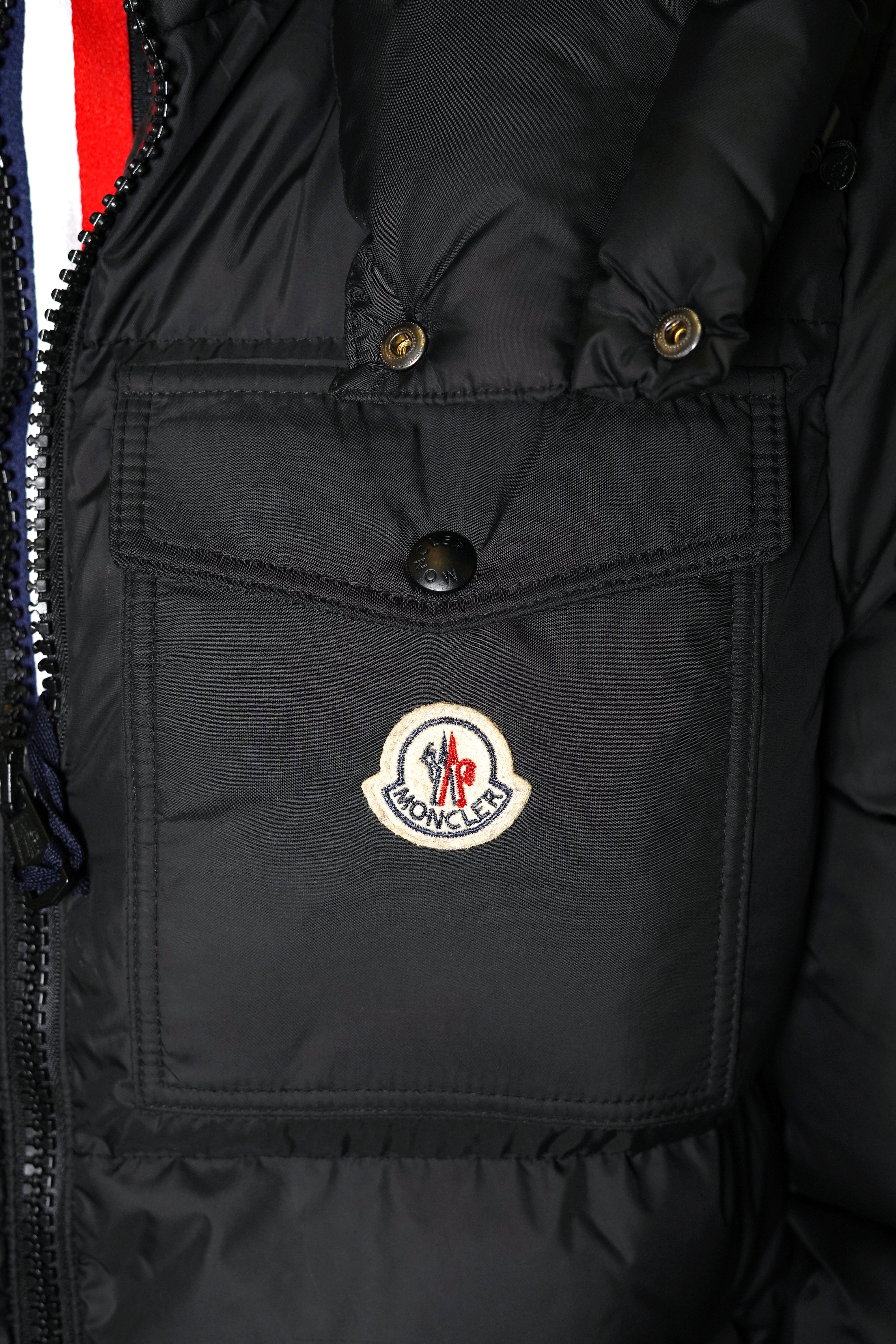 Moncler Jacket 1:1 Grade Made in Turkey
