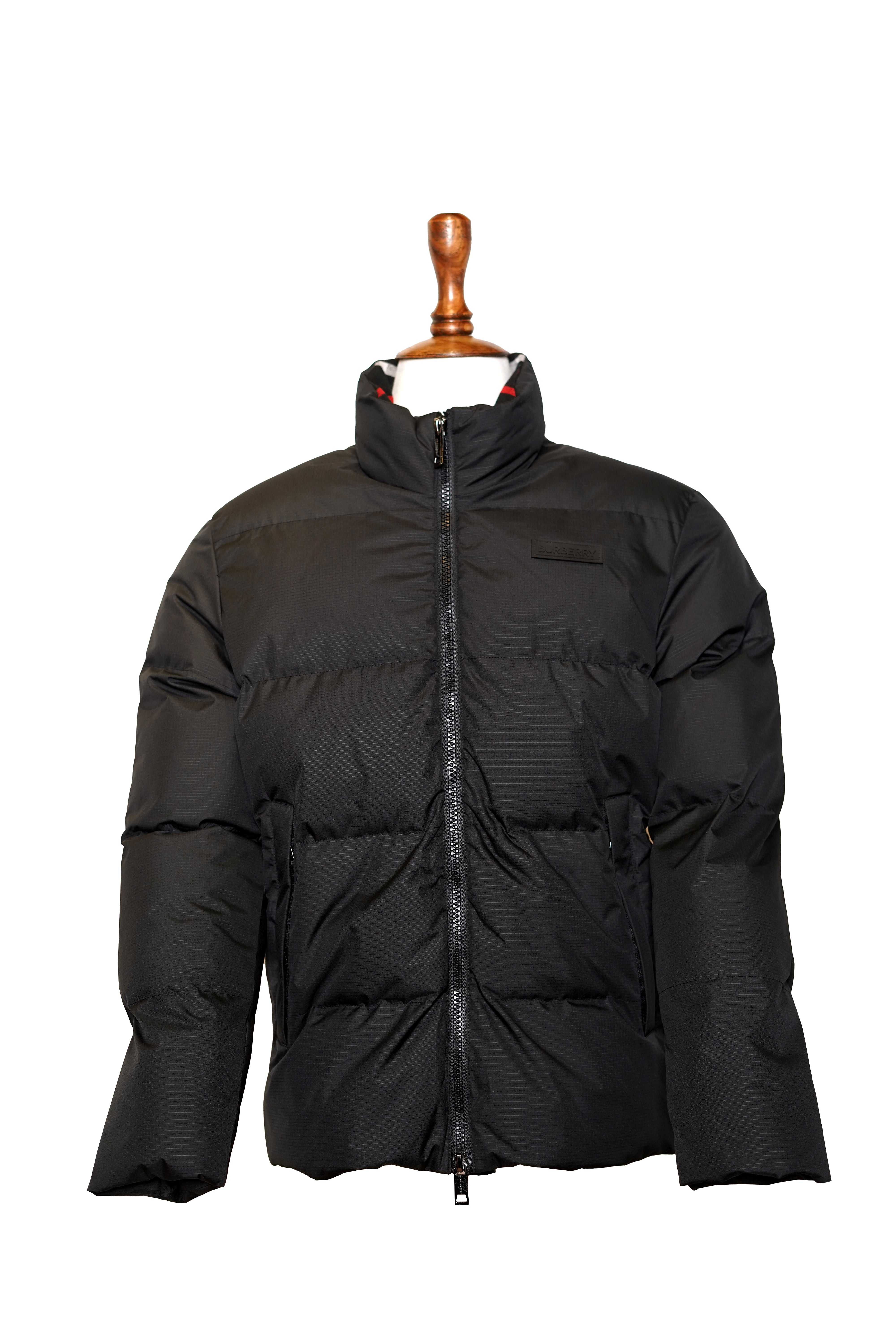 Burberry  Puffer Jacket 1:1 Grade Made in Turkey