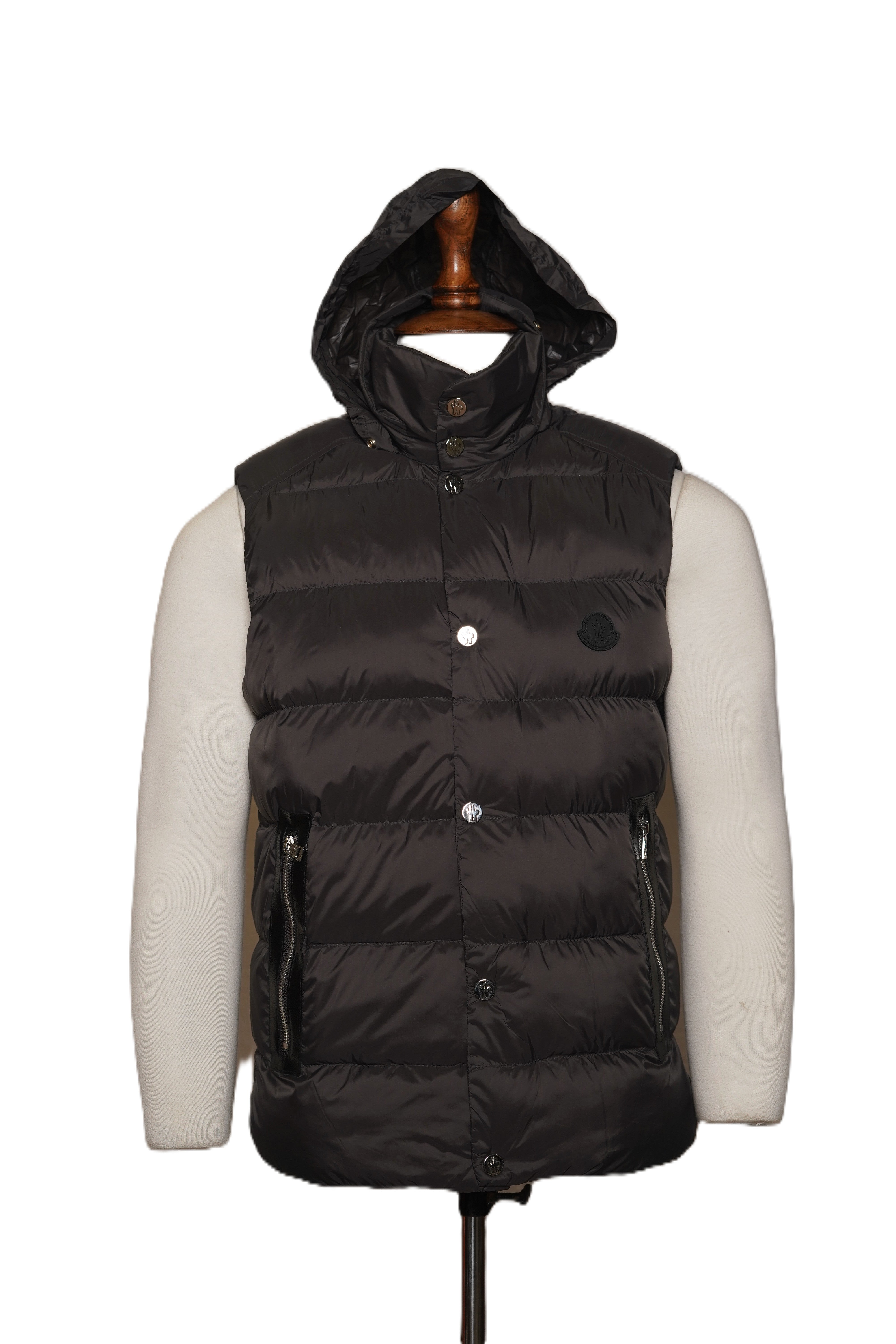 Moncler Puffer Sleeveless Jacket Made in Turkey