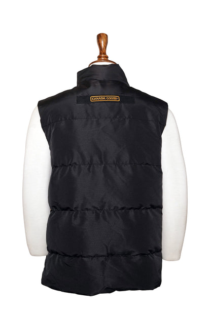 Canada Goose Sleeveless Jacket Made in Turkey