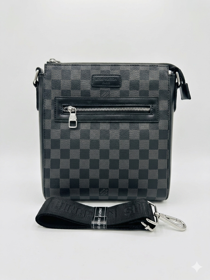 Louis Vuitton Damier Ebene Messenger Bag
