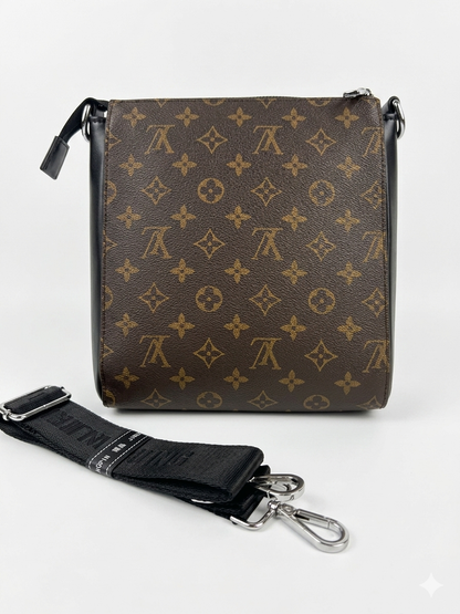 Louis Vuitton Monogram Messenger Bag