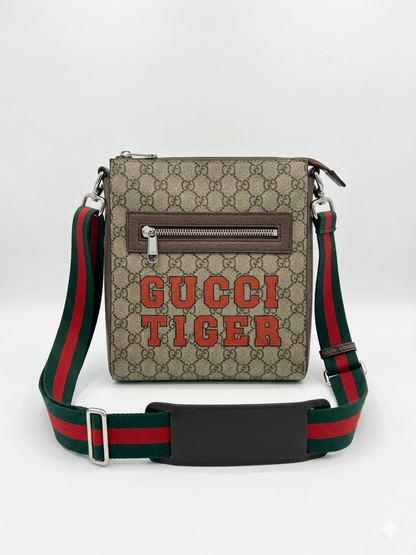 Gucci Tiger GG Supreme Messenger Bag