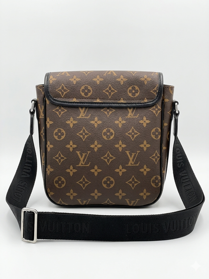 Louis Vuitton Monogram Messenger Bag