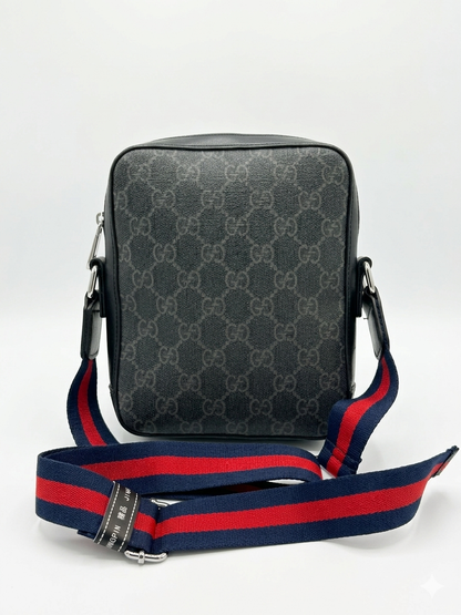 Gucci GG Supreme Messenger Bag